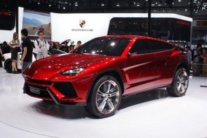 Кроссовер Urus первым из быков Lamborghini подружится с электричеством