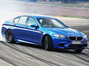 BMW M5 проедет в непрерывном дрифте 64 километра