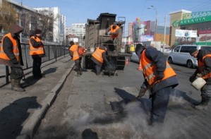 Попов хочет неубиваемые дороги в Киеве