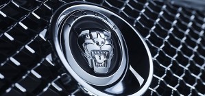 Самый маленький Jaguar появится на год позже