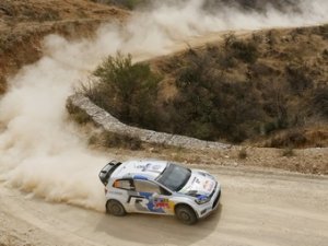 Команда Volkswagen выиграла третью гонку WRC подряд