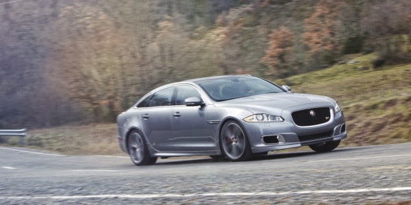 Jaguar выпустит два разных XJ