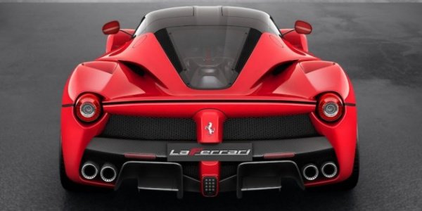 В Ferrari опровергли слухи об экстремальном варианте LaFerrari