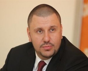 Министр доходов дал понять, когда могут пересмотреть решение о спецпошлинах