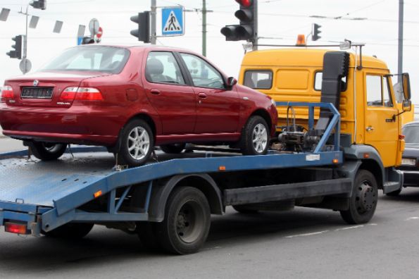 С начала года ГАИ задержала 1500 автомобилей злостных неплательщиков штрафов