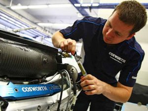 Сверхмощная четверка Cosworth появится на серийных машинах