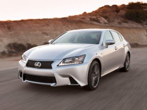 Lexus GS получил восьмидиапазонный «автомат»