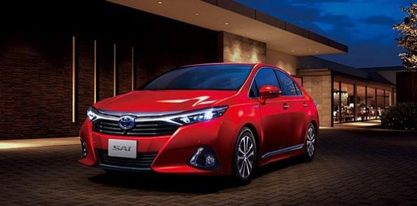 Toyota обновила свой гибридный седан