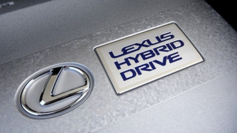 Lexus готовит обновления для своего гибридного малыша