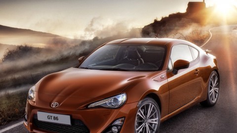 Купе Toyota GT 86 будет перевоплощен в седан