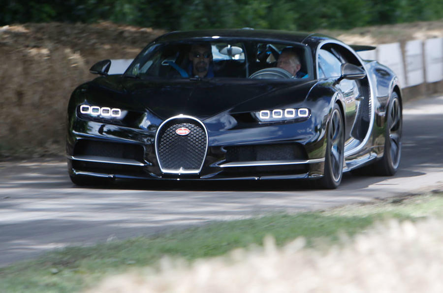 Новый Bugatti Chiron – дорого и в очередь